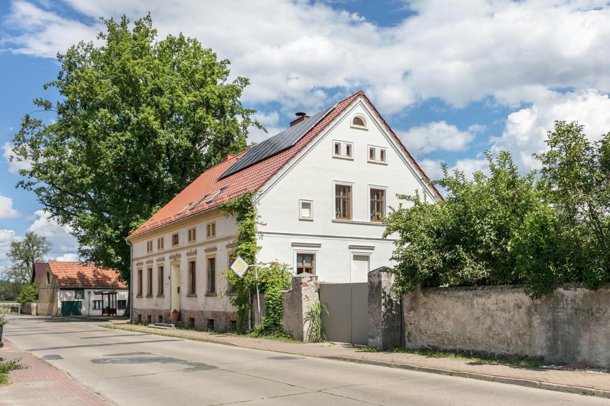Mit Grossem Garten *
